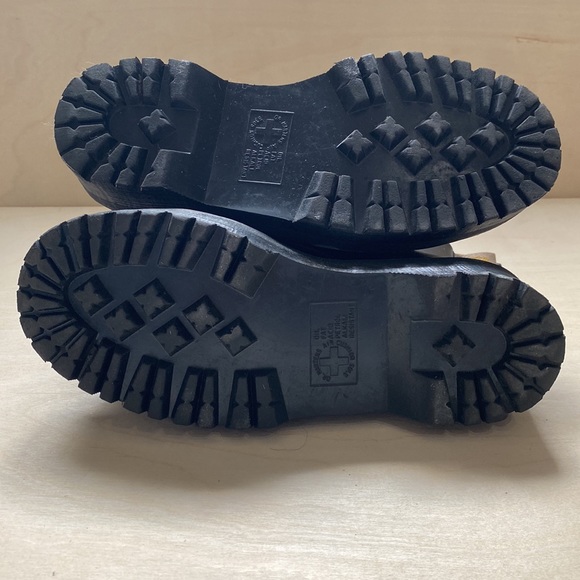 DR MARTENS VEGAN PLATFORM JADON II BOOT MONO - Picture 6 of 13